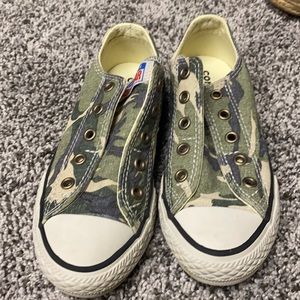 Boys Camo converse